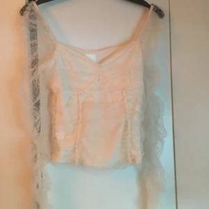 Topp hm - Super fin topp från hm storlek S med lapp kvar!❤️