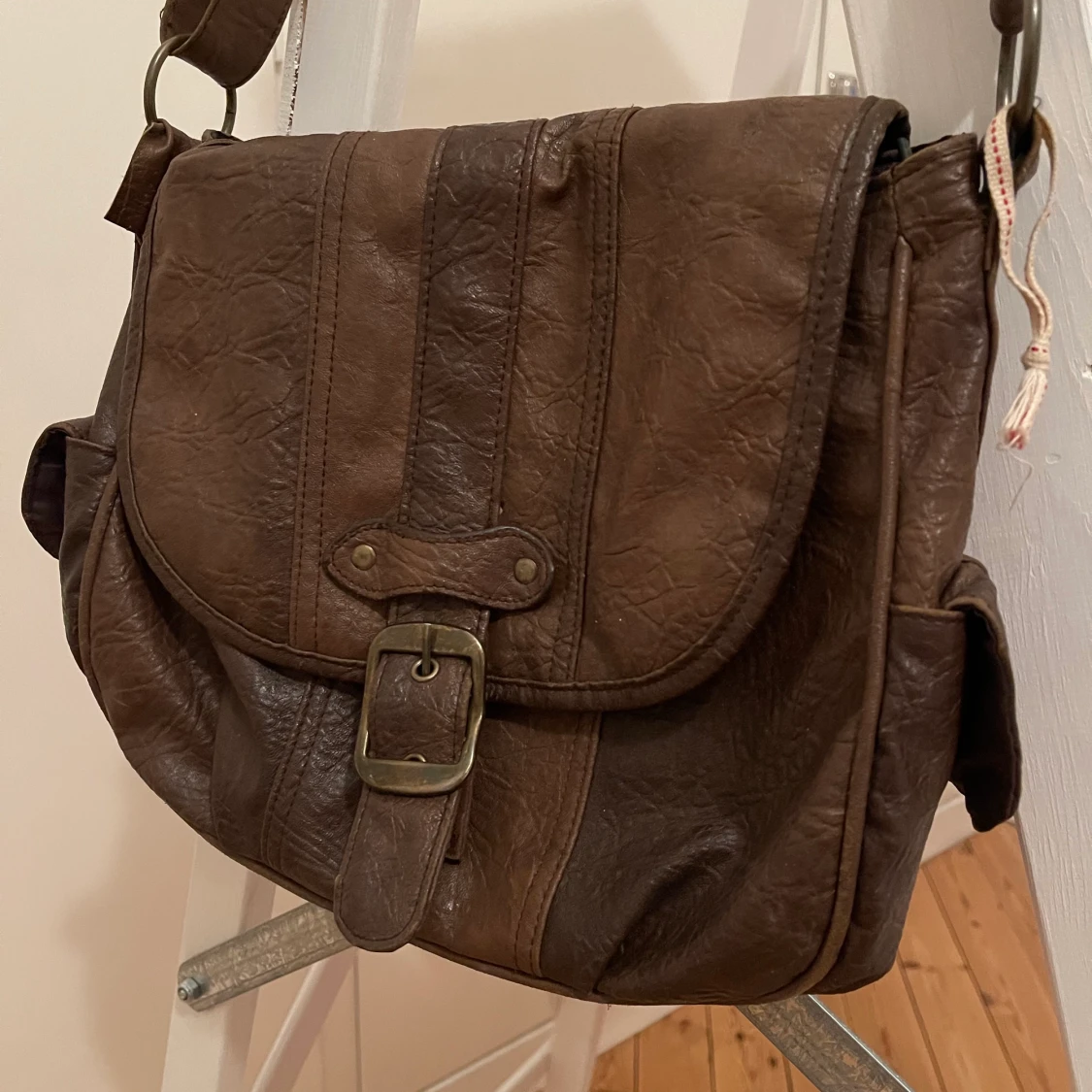 Brun handväska/axelremsväska 