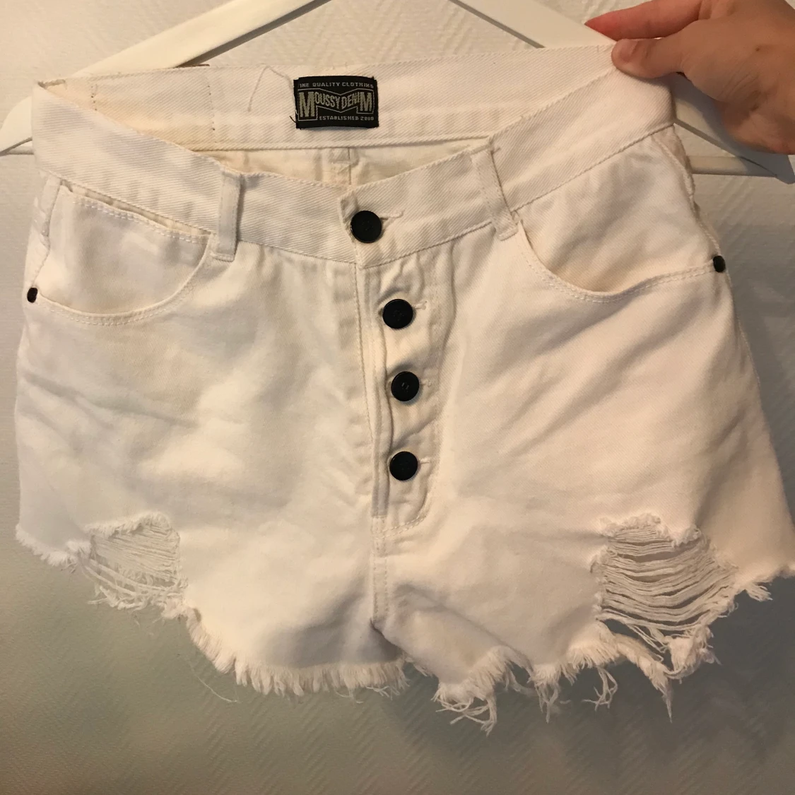 Knappt använd jeans shorts  - 91
