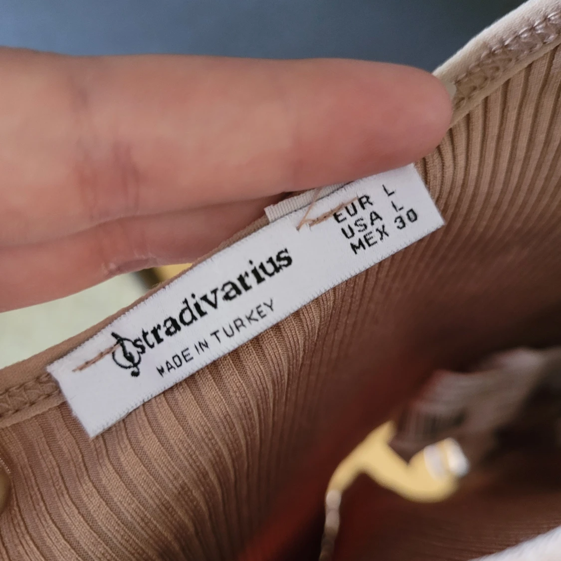 Stradivarius topp storlek L - 91