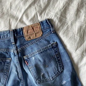 Levis jeans ⭐️⭐️ - Skit snygga 501 Levis jeans! Säljer pga att de inte passar mig 