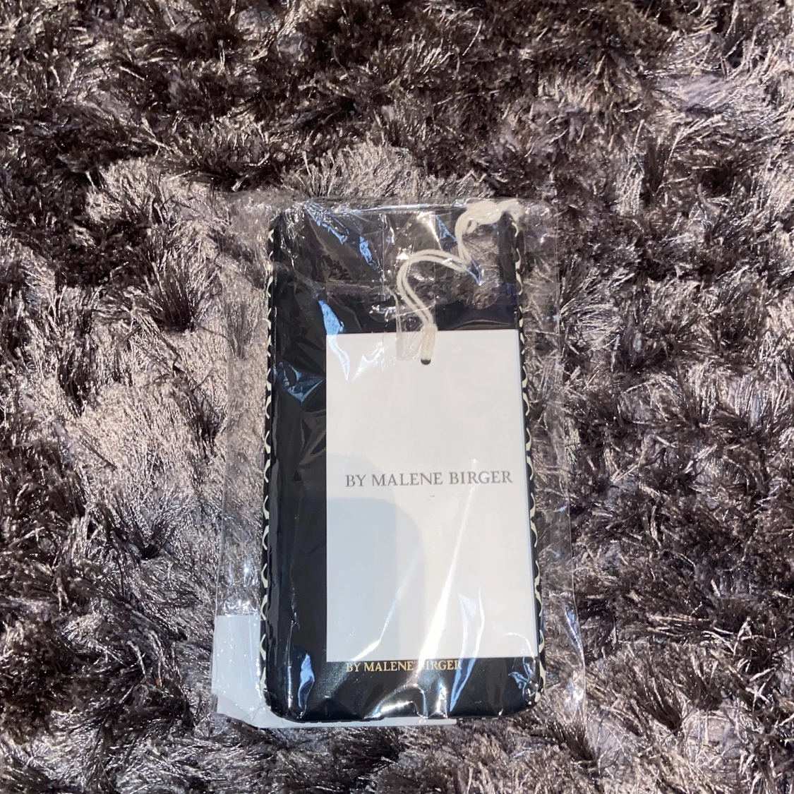 By Malene Birger mobilskal  - 90