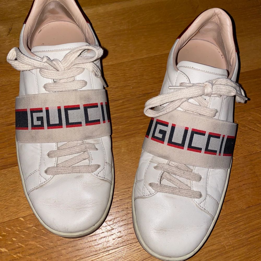 Gucci - ”Ace sneaker with Gucci stripe” | Plick Second Hand