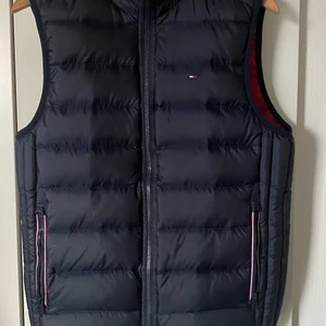 Tommy Hilfiger - Nyskick