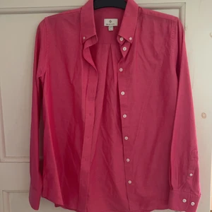 Gant skjorta  - Gant skjorta i nyskick. Endast testad 