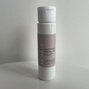 MONU Skincare Soothing Facial Oil - NY! Ansiktsolja, värde 300 kr