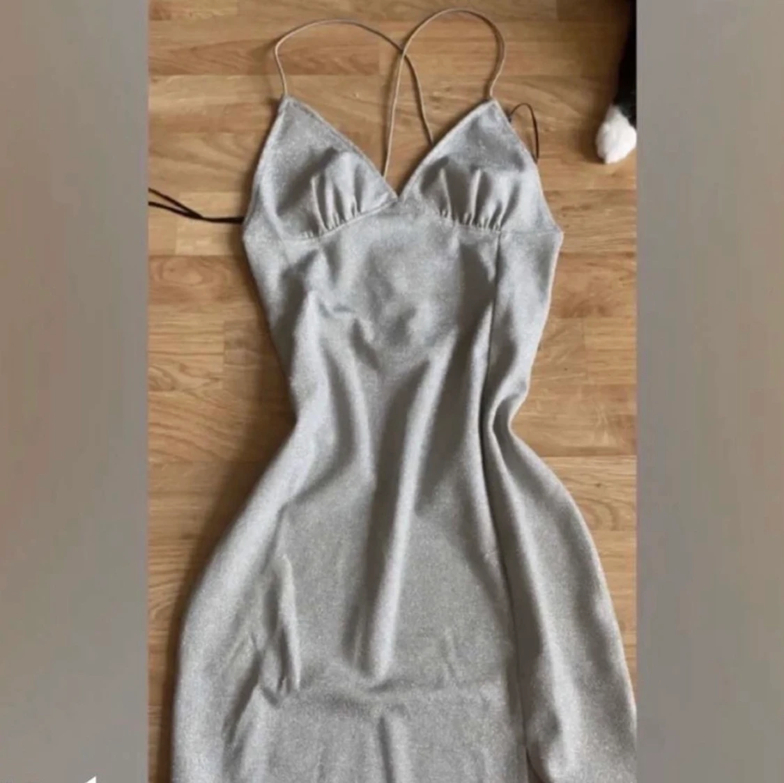 Silverglittrig klänning från H&M st S