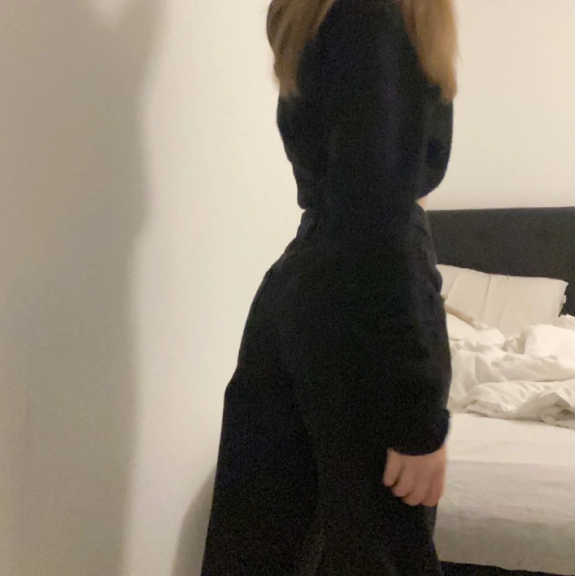 svarta högmidjade jeans - 90