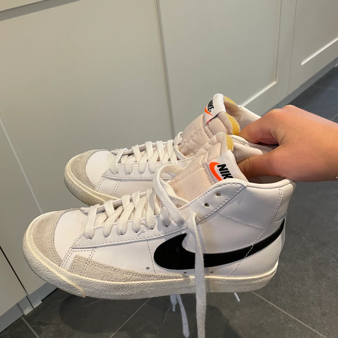 Nike Blazer Mid 77 Vntg i vitt - 90