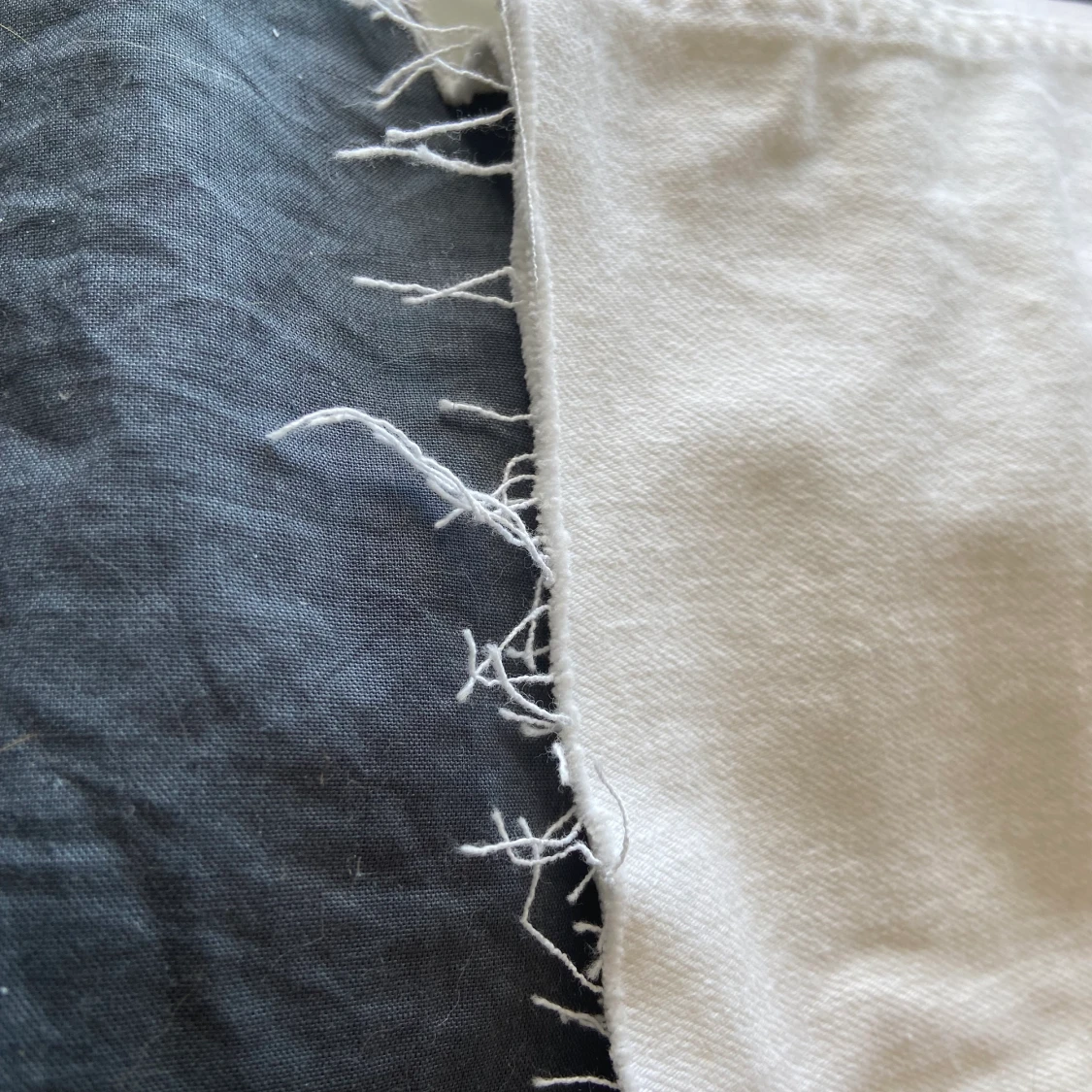 Vita längre jeansshorts  - 90