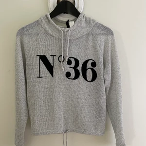 Tröja small - Tröja som ny i strl small