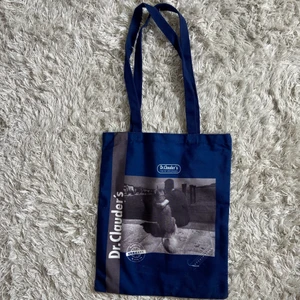 Marinblå tygpåse - Oanvänd marinblå tygpåse🙌🙌