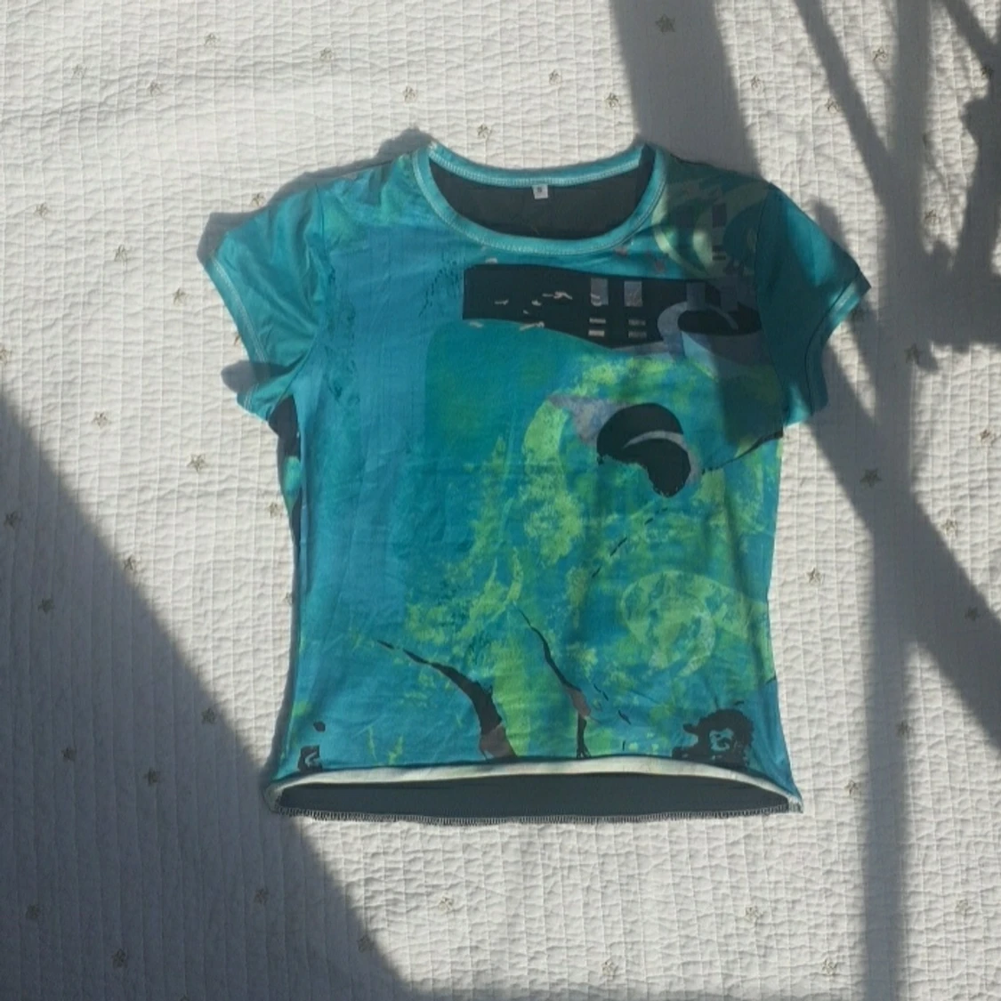 Abstract 90s croptop