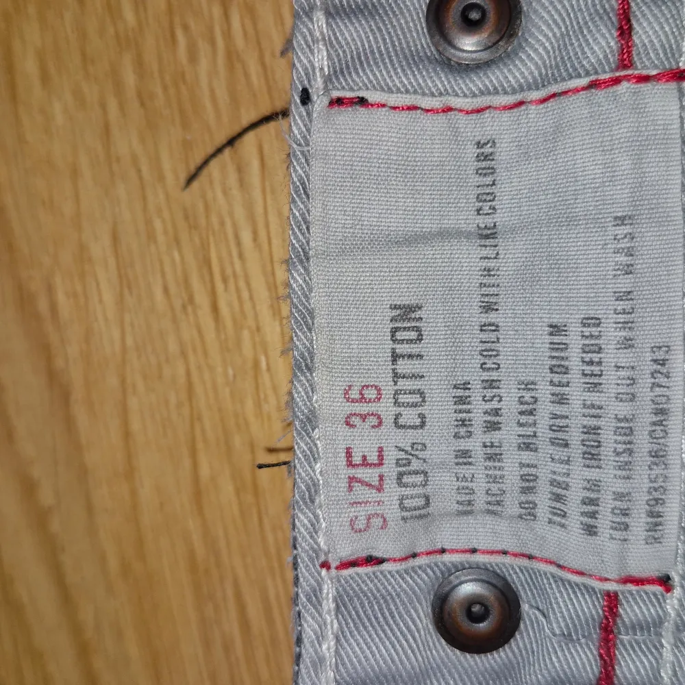Jesse pinkmans ecko jeans från s2. Fett rare, storlek 36. Skicka offers Affliction, Ecko, Southpole, JessePinkman, BreakingBad, Avirex, Rocawear, TapOut, Ed Hardy,. Jeans & Byxor.