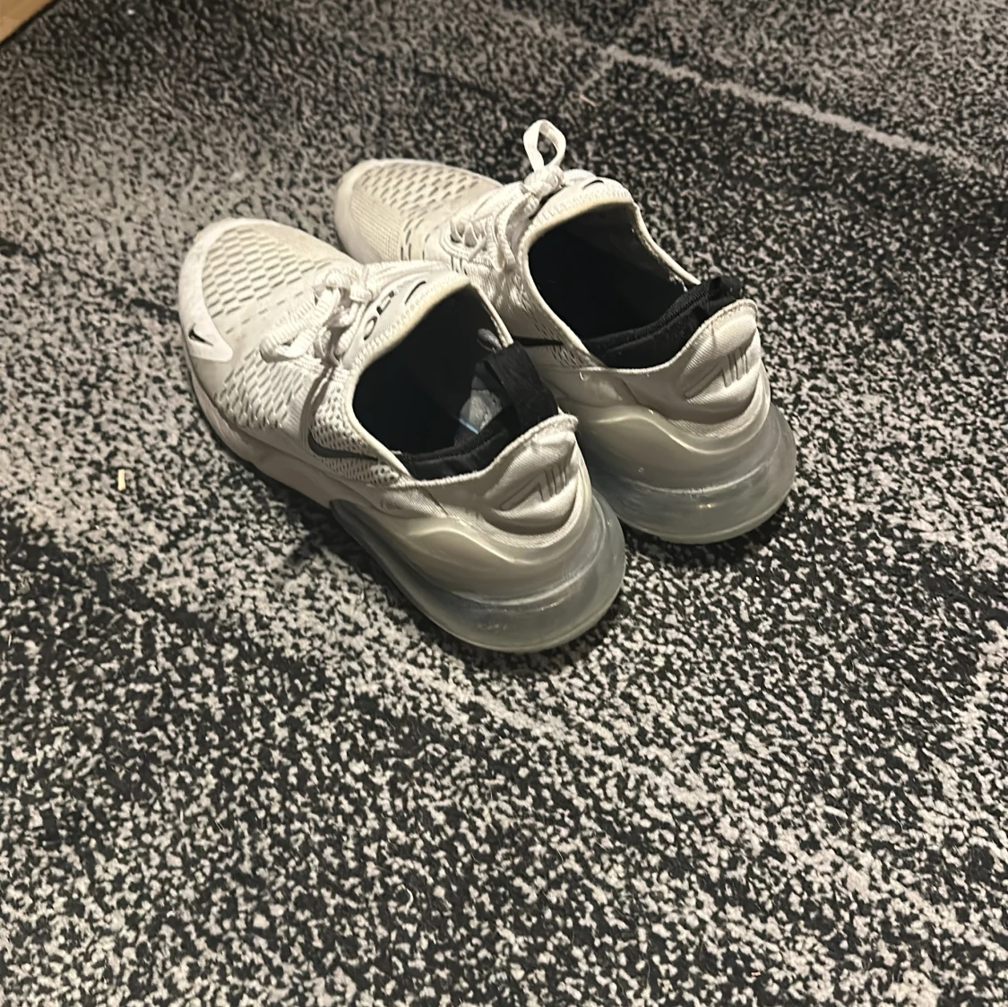 Nike air Max 270 (Vit) - 91