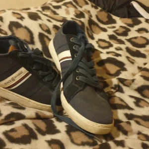 RACE MARINE sneakers - Sneakers från RACE MARINE strl 44