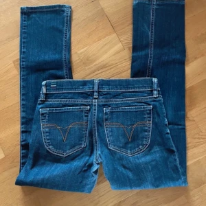 Diesel jeans - W26 L34 skulle säga att dem är i xs, Skinny jeans.