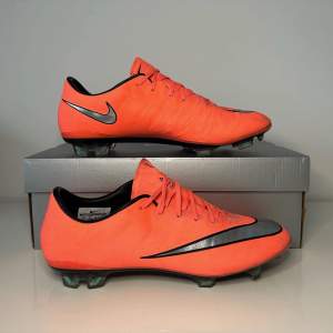 Nike Mercurial Vapor 10 FG 🤩 9,2/10 skick nästan perfekt skick! Extremt sällsynta och eftertraktade skor! Hör av dig vid minsta lilla fundering 🙏