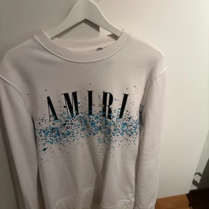 Amiri sweatshirt  - Säljer denna feta amiri tröja i storlek M, völdigt bra skick. Hör av er vid intresse