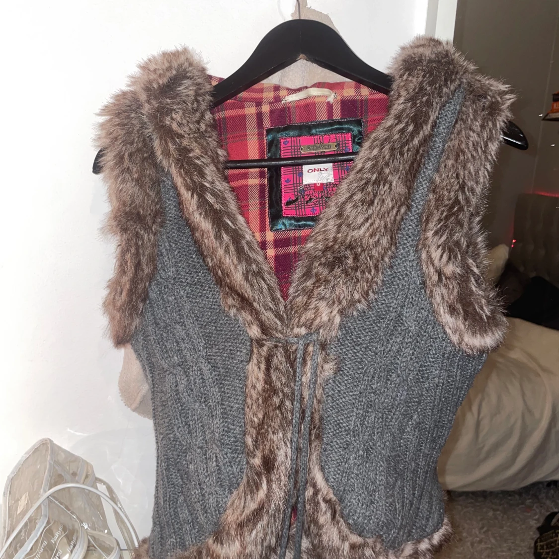 Jättesnygg väst ifrån Only❤️‍🔥 - 90