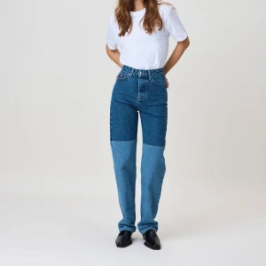 Jeans Lis Bonne oanvända - Säljer nu mina jeans från Lis Bonne, helt oanvända. Superfina jeans men kommer tyvärr inte till användning. Storlek 29 men passar mig som är storlek 36 och 26/27 på jeans.💙