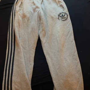 Adidas mjukis - Rensar gaderob