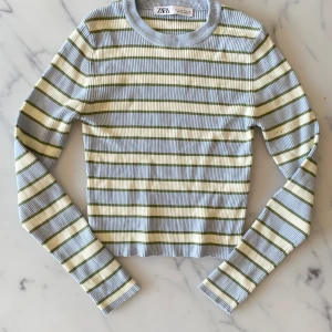 Zara storlek M tröja  - Zara storlek M tröja 