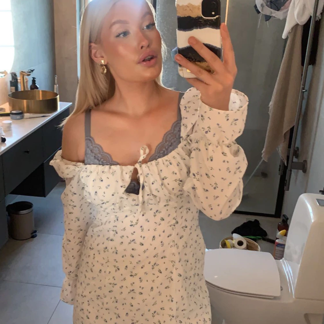 Jätte fin klänning  - 91