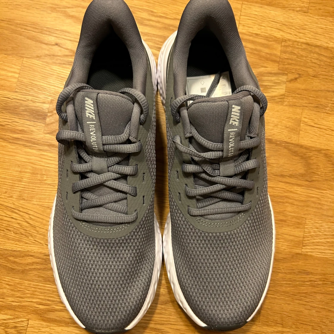 Nike performance revolution 5 - 90