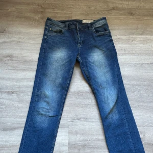 Jenas  - Skriv om du är intresserad! 