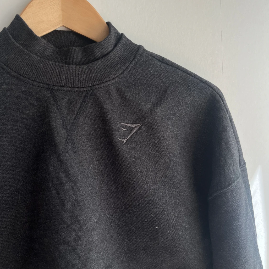 Gymshark croppad sweater, xs - 90