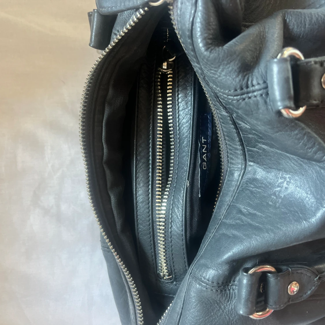 Grå Gant vintage väska  - 90