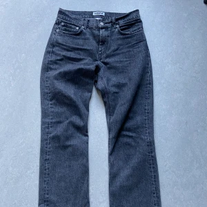 Hope Jeans - Hope jeans i ruggigt bra skick! 🤩 Hör av dig för frågor! 👋🏽Nypris 2000kr