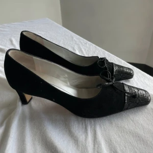 Pumps peter kaiser - Stylish pumps by the brand Peter Kaiser. Stl 37.5. Never use outdoors. 