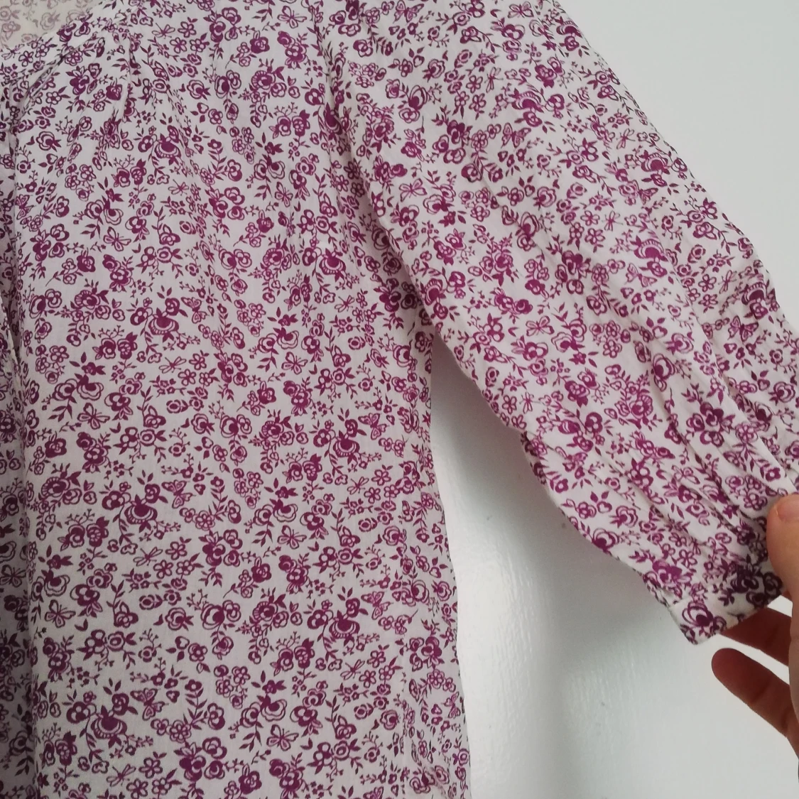 Blus lila blommor Strl 36 - 90