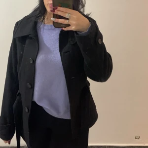 Kappa - Superfin o varm kappa storlek 40 passar mig perfekt som brukar har 38/M passar även andra storlekar.❣️