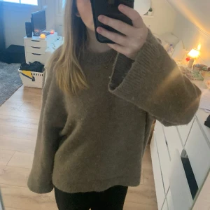 Gina tricot mohair tröja 💕💕 - Stickad tröja från ginatricot, slutsåld💝💝nypris 400kr, använd köp nu!