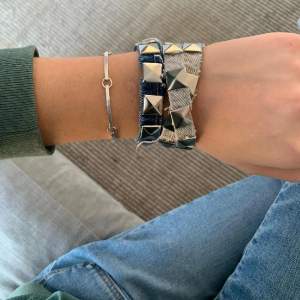 Säljer detta jätte fina Jensa armbandet från donttossit 💗😍 har älskat det så mycket men får tyvärr inte användning för det längre.