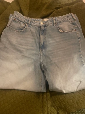 Snygga straight jeans - Riktigt snygga 