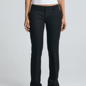 Bikbok kostymbyxor  - Storlek 40 men liten i storleken så skulle mer säga att de är storlek 38! (Slut på hemsidan!)