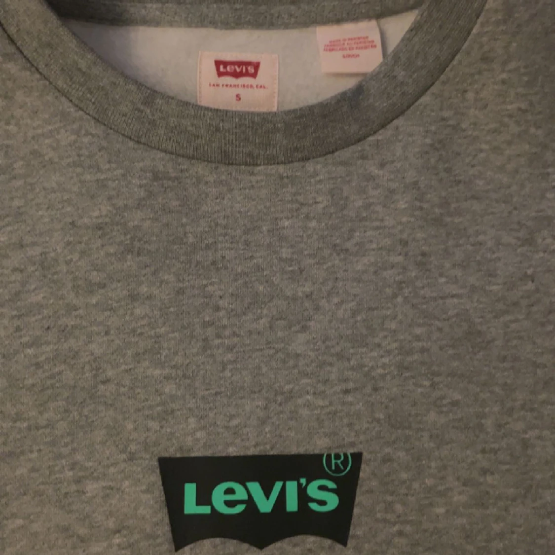 Levis sweatshirt  - 91