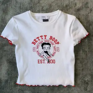 Betty Boop t-shirt från Bershka! Inga slitningar!