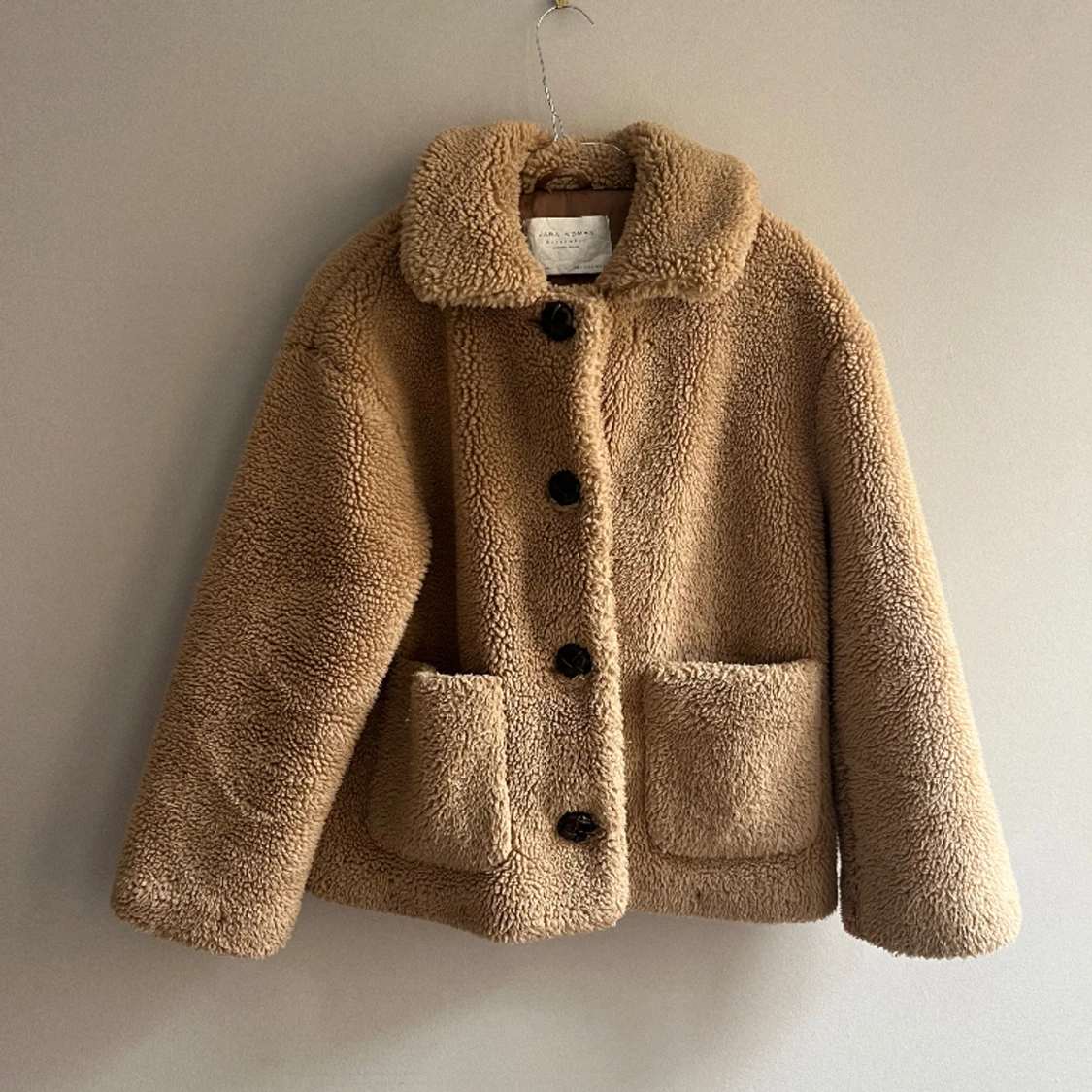 Teddyjacka från Zara