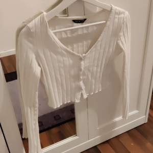 Långärmad tröja från SHEIN i storlek xs/34. Ge prisförslag ❤️❤️
