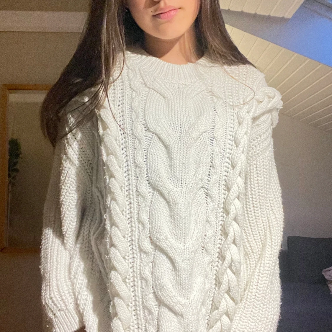 Chunky vit stickad tröja - 90