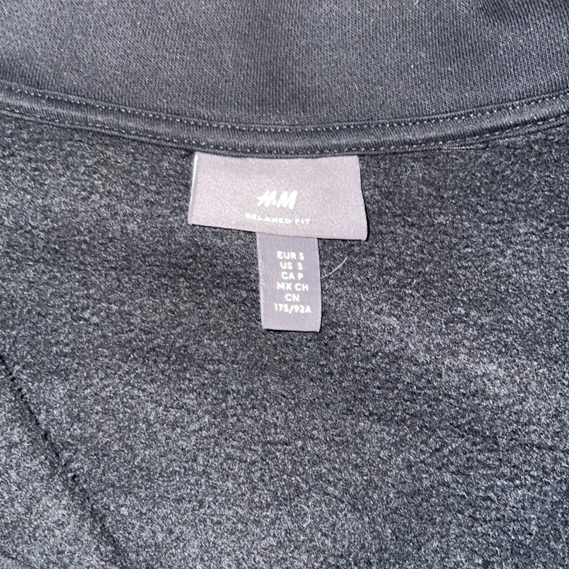 Svart half zip hoodie - 90