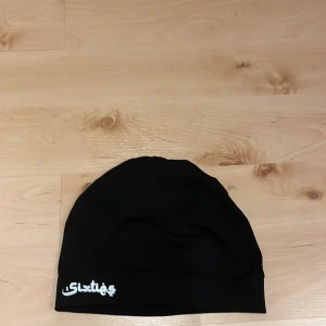 Sixties mössa - Tjena, säljer min sprillans nya Sixties mössa. Köpte den på det första droppet de hade. Den är i top skick och aldrig använd.