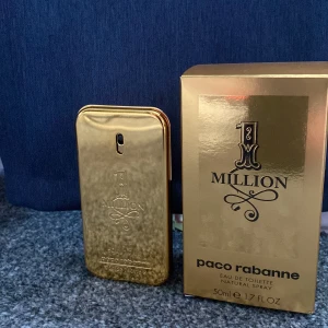 1 million paco rabanne   EAU DE TOILETTE - Knappt använd. Köptes för 700kr. Kan diskutera pris