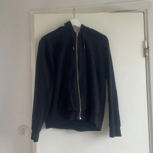 Kofta  - Bra att ha i vinter 