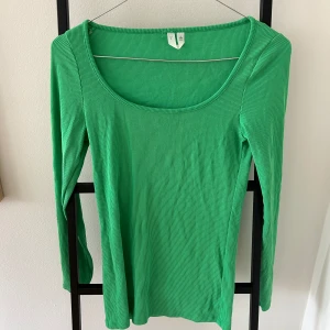 Arket tröja - Långärmad tröja från arket med uringning